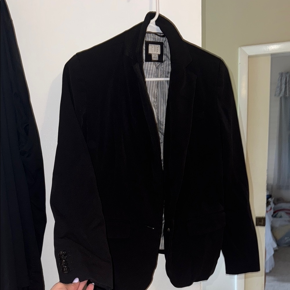 Women’s Black Blazer